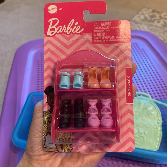 Barbie accessories bundle. Pool, shoes, puppy, and bookbag - Picture 3 of 11